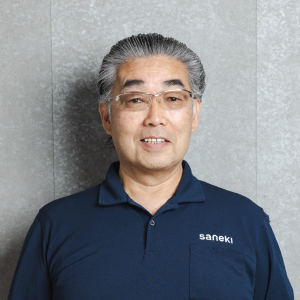 スタッフの声を語る男性社員