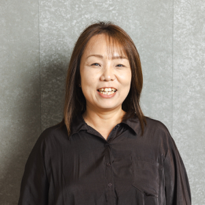 スタッフの声を語る女性社員