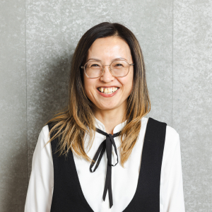 スタッフの声を語る女性社員